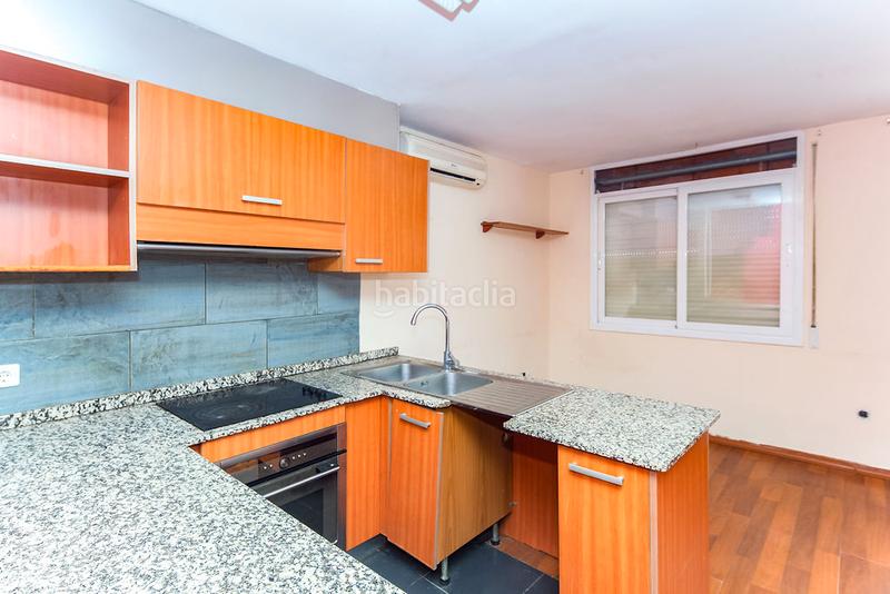 Foto db4aae54-ff82-4b1d-ae91-141646596d30. Pis a Ca n'Anglada Terrassa Foto db4aae54-ff82-4b1d-ae91-141646596d30. Pis a Ca n'Anglada Terrassa