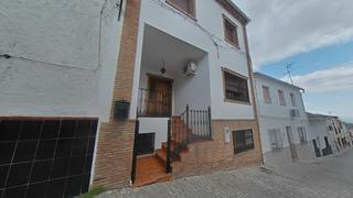 Casa adossada a Íllora Casa adossada a Íllora