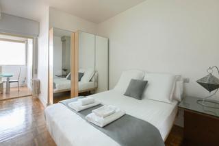 Rent Flat  N/a. Avenida del general perón, madrid Rent Flat  N/a. Avenida del general perón, madrid