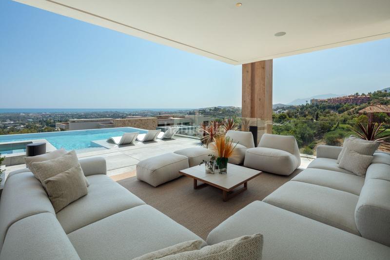 Foto a257891c-2e55-430a-abd7-8125d93d0ebb. Chalet mit parking pool in La Quinta Benahavís Foto a257891c-2e55-430a-abd7-8125d93d0ebb. Chalet mit parking pool in La Quinta Benahavís