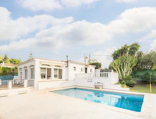 Maison à Los Llanos. Villa independiente en vente en el padrón Maison à Los Llanos. Villa independiente en vente en el padrón