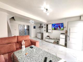 Casa adossada a Rute. Se vende apartamento totalmente renovado centro rute (córdoba) Casa adossada a Rute. Se vende apartamento totalmente renovado centro rute (córdoba)