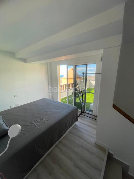Foto 0a68a71e-ea81-4219-8376-730113586b36. Ático en calle murcia 4 torviscas atico duplex con vista maraviliosa en Adeje Foto 0a68a71e-ea81-4219-8376-730113586b36. Ático en calle murcia 4 torviscas atico duplex con vista maraviliosa en Adeje