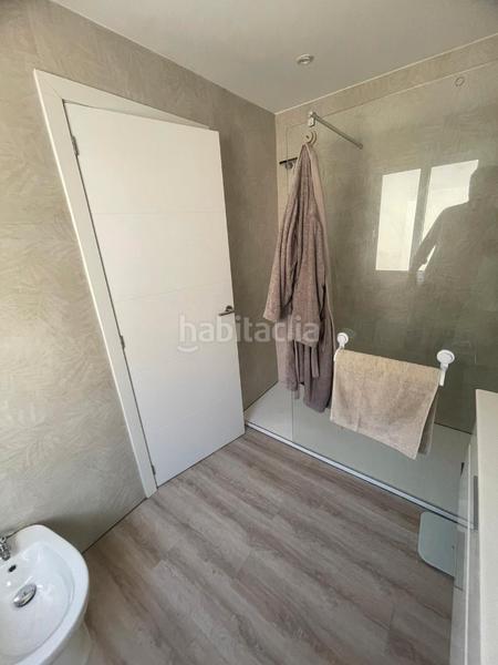 Foto dae2a647-fbbe-45d5-b920-da11c758639c. Ático en calle murcia 4 torviscas atico duplex con vista maraviliosa en Adeje Foto dae2a647-fbbe-45d5-b920-da11c758639c. Ático en calle murcia 4 torviscas atico duplex con vista maraviliosa en Adeje