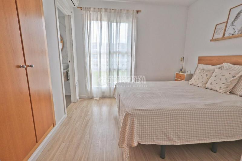 Foto 9d545e44-48c9-40e4-b0d3-f51d59195ea2. Casa aparellada amb aparcament a El Baladre Sagunt Foto 9d545e44-48c9-40e4-b0d3-f51d59195ea2. Casa aparellada amb aparcament a El Baladre Sagunt