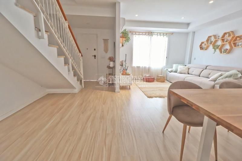 Foto cc7f8b13-b316-48bb-9fb7-69a1eee0f722. Casa aparellada amb aparcament a El Baladre Sagunt Foto cc7f8b13-b316-48bb-9fb7-69a1eee0f722. Casa aparellada amb aparcament a El Baladre Sagunt
