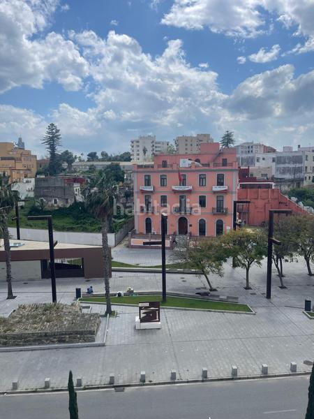 Foto f909f540-e7e3-476c-ae44-2b57fddbf249. Gebäude in segismundo moret in Casco Antiguo Algeciras Foto f909f540-e7e3-476c-ae44-2b57fddbf249. Gebäude in segismundo moret in Casco Antiguo Algeciras
