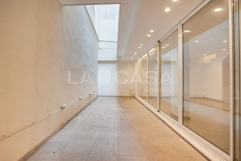 Foto 3a7064a4-413b-4cd0-826a-824e301eb09e. Local commercial dans Sagrada Família Barcelona Foto 3a7064a4-413b-4cd0-826a-824e301eb09e. Local commercial dans Sagrada Família Barcelona