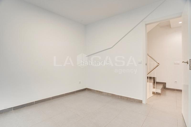 Foto 6bb81242-9daa-4656-bedc-b15cfebaf00c. Local commercial dans Sagrada Família Barcelona Foto 6bb81242-9daa-4656-bedc-b15cfebaf00c. Local commercial dans Sagrada Família Barcelona