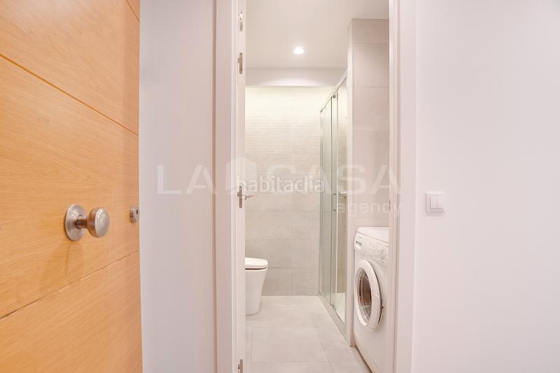 Foto 8e2cd42f-5742-4dff-9f87-87e0985b3fab. Local commercial dans Sagrada Família Barcelona Foto 8e2cd42f-5742-4dff-9f87-87e0985b3fab. Local commercial dans Sagrada Família Barcelona