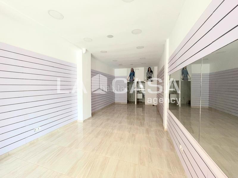 Foto 4660f9bb-786a-4212-9026-d66e7602bde4. Local comercial local en venta en avenida dalfons xiii en Badalona Foto 4660f9bb-786a-4212-9026-d66e7602bde4. Local comercial local en venta en avenida dalfons xiii en Badalona