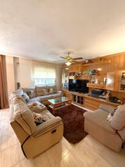 Chalet in Villanueva de la Torre. Espectacular chalet adosado Chalet in Villanueva de la Torre. Espectacular chalet adosado