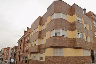 Édifice à Centro. Lote de 3 viviendas – solo para inversores | compra de deuda Édifice à Centro. Lote de 3 viviendas – solo para inversores | compra de deuda