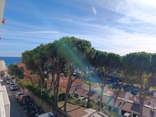 Pis a Centre. Molt bones vistes - reformat - 3 dormitoris - 2 banys Pis a Centre. Molt bones vistes - reformat - 3 dormitoris - 2 banys