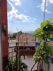 Pis a Poblenou. Reformado y con muy buenas vistas Pis a Poblenou. Reformado y con muy buenas vistas