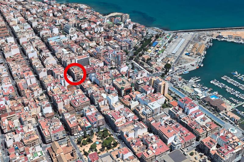 Foto 330e362e-4eb4-4ae4-97f6-1d07107ed73d. Piccolo appartamento in calle ramon gallud 70 in Centro - Muelle Pesquero Torrevieja Foto 330e362e-4eb4-4ae4-97f6-1d07107ed73d. Piccolo appartamento in calle ramon gallud 70 in Centro - Muelle Pesquero Torrevieja