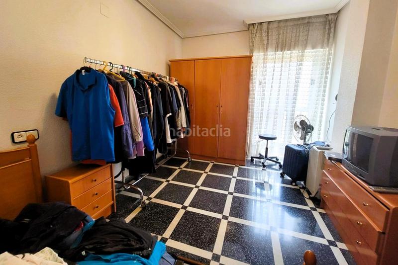 Foto bac4e612-bc2b-4bc3-addc-fe48caa1544e. Piccolo appartamento in calle ramon gallud 70 in Centro - Muelle Pesquero Torrevieja Foto bac4e612-bc2b-4bc3-addc-fe48caa1544e. Piccolo appartamento in calle ramon gallud 70 in Centro - Muelle Pesquero Torrevieja