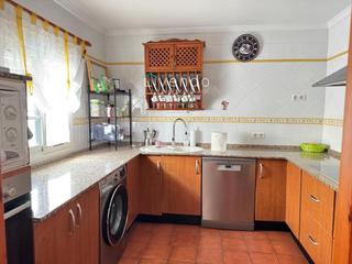 Maison jumelée à Núcleo urbano. Casa en venta en chiclana de la frontera, zona mayorazgo Maison jumelée à Núcleo urbano. Casa en venta en chiclana de la frontera, zona mayorazgo