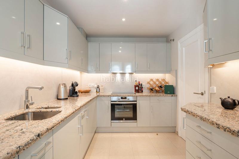 Foto 52ec7277-973b-4c9a-b22b-f77068fb02df. Dúplex en calle granada 8 ático en venta en calle granada benahavis en Benahavís Foto 52ec7277-973b-4c9a-b22b-f77068fb02df. Dúplex en calle granada 8 ático en venta en calle granada benahavis en Benahavís