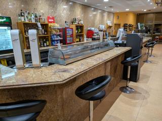 Lloguer Local Comercial a Alcoletge. Traspaso de restaurantebar a pie de crta. en lleida Lloguer Local Comercial a Alcoletge. Traspaso de restaurantebar a pie de crta. en lleida
