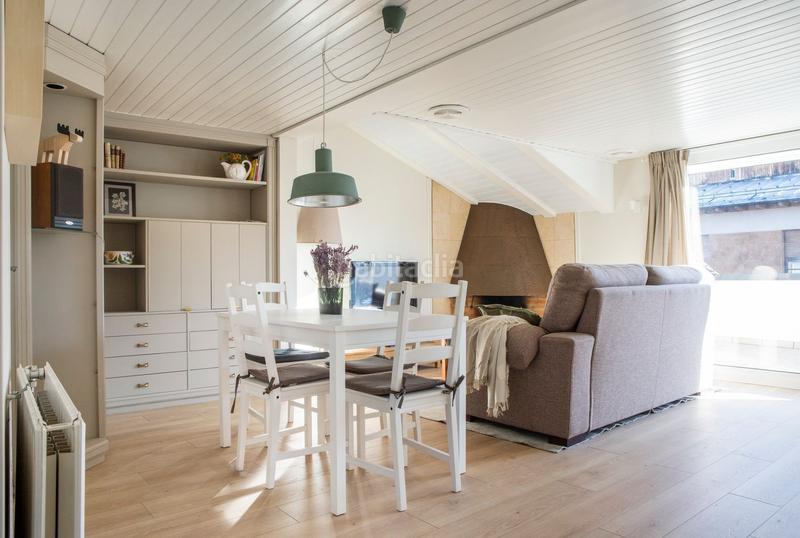 Foto f08e9fe6-d2c2-4255-8104-e85db1d6fdd0. Alquiler ático en Puigcerdà Foto f08e9fe6-d2c2-4255-8104-e85db1d6fdd0. Alquiler ático en Puigcerdà