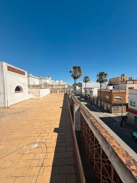 Foto dd80581c-0154-40f6-b50a-8a2c597a353b. Gebäude in Tarifa ciudad Tarifa Foto dd80581c-0154-40f6-b50a-8a2c597a353b. Gebäude in Tarifa ciudad Tarifa