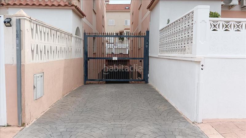 Foto 55d74a2d-4582-4777-8a9c-51169b831f69. Aparcament cotxe a canarias a Monte y Mar Santa Pola Foto 55d74a2d-4582-4777-8a9c-51169b831f69. Aparcament cotxe a canarias a Monte y Mar Santa Pola