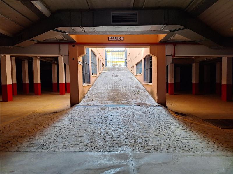 Foto b0dbccd1-0fbe-4148-9dce-958f24083cfd. Aparcament cotxe a canarias a Monte y Mar Santa Pola Foto b0dbccd1-0fbe-4148-9dce-958f24083cfd. Aparcament cotxe a canarias a Monte y Mar Santa Pola