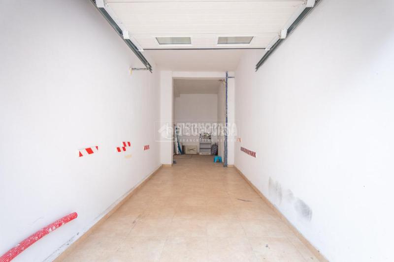 Foto 4ff83d4f-6b46-4b4c-b467-49edc92ab295. Autoparkplatz in Garrido Norte Salamanca Foto 4ff83d4f-6b46-4b4c-b467-49edc92ab295. Autoparkplatz in Garrido Norte Salamanca