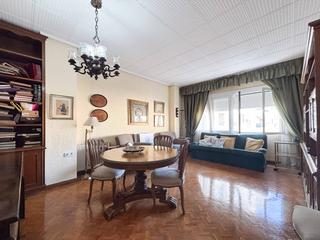 Rent Flat in Arrancapins. Amplísimo piso de 5 habitaciones junto a la finca roja y plaza e Rent Flat in Arrancapins. Amplísimo piso de 5 habitaciones junto a la finca roja y plaza e