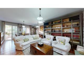 Pis N/a. Vivienda de lujo en navajas Pis N/a. Vivienda de lujo en navajas
