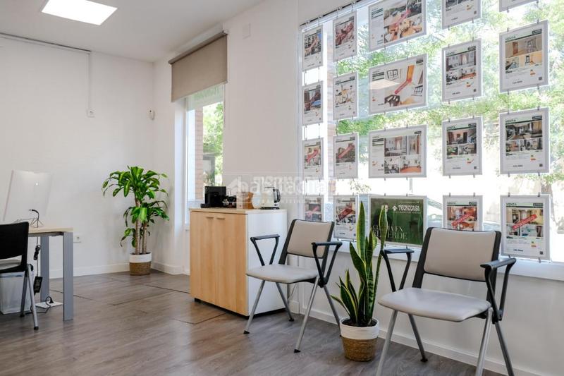 Foto 54ddf903-5692-4455-a829-06be425839e9. Local comercial  en venta en Buena Vista Madrid Foto 54ddf903-5692-4455-a829-06be425839e9. Local comercial  en venta en Buena Vista Madrid