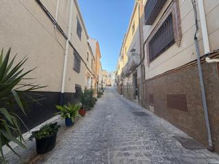 Autoparkplatz  Calle la paz. Boxplaza de garaje en venta en jaén Autoparkplatz  Calle la paz. Boxplaza de garaje en venta en jaén