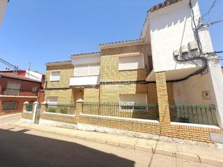 Casa aparellada C. san roque. Casa en venta en olivares de júcar Casa aparellada C. san roque. Casa en venta en olivares de júcar