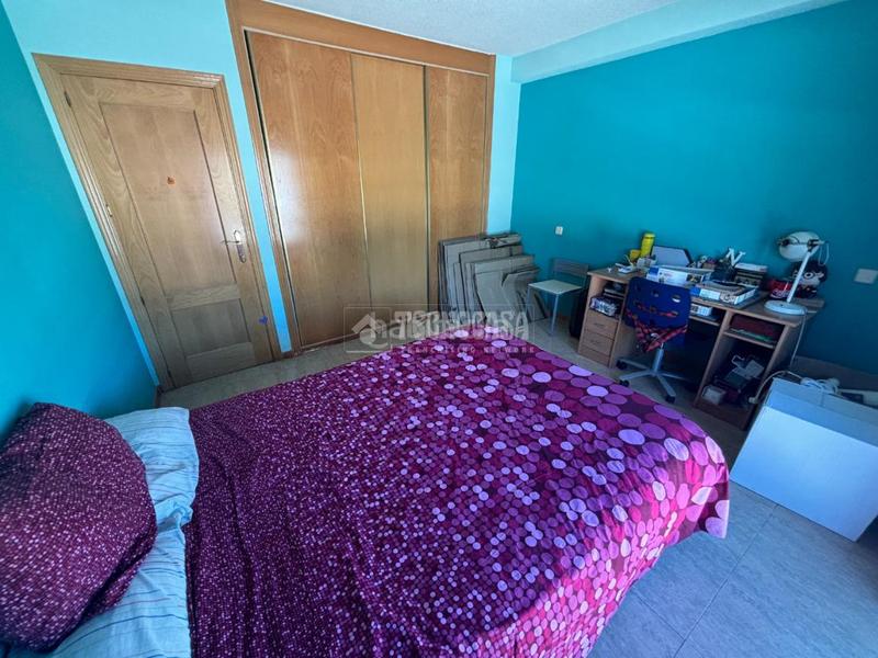 Foto b2ac9858-1d0f-4653-b7de-8b7041757cba. Maison jumelée avec chauffage parking dans Meco pueblo Meco Foto b2ac9858-1d0f-4653-b7de-8b7041757cba. Maison jumelée avec chauffage parking dans Meco pueblo Meco