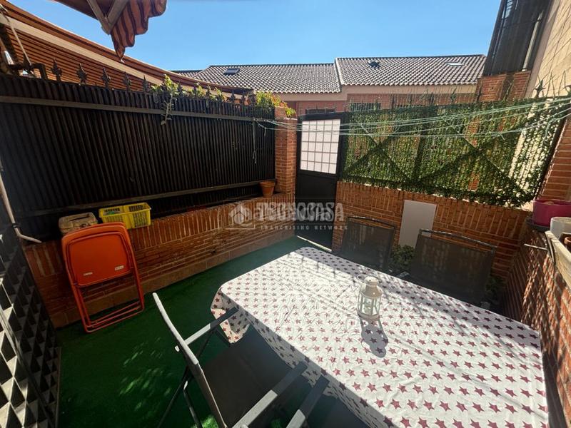 Foto d422ca47-6ce7-4eb1-b0a2-9dc3318691f8. Maison jumelée avec chauffage parking dans Meco pueblo Meco Foto d422ca47-6ce7-4eb1-b0a2-9dc3318691f8. Maison jumelée avec chauffage parking dans Meco pueblo Meco