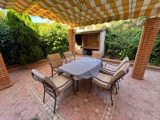 Casa aparellada a Ciudad 10. Casa en venta en alcalá de henares Casa aparellada a Ciudad 10. Casa en venta en alcalá de henares