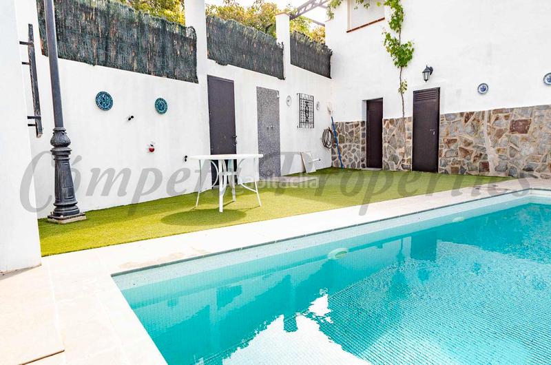 Foto 72d73ad5-1714-4b2e-8c54-6b69ccdcdcae. Chalet con parcheggio piscina in Torrox pueblo Torrox Foto 72d73ad5-1714-4b2e-8c54-6b69ccdcdcae. Chalet con parcheggio piscina in Torrox pueblo Torrox