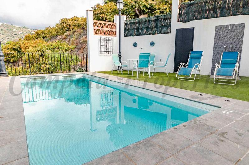 Foto e1adf93b-a7a6-40f9-82c1-a1847a09e766. Chalet con parcheggio piscina in Torrox pueblo Torrox Foto e1adf93b-a7a6-40f9-82c1-a1847a09e766. Chalet con parcheggio piscina in Torrox pueblo Torrox