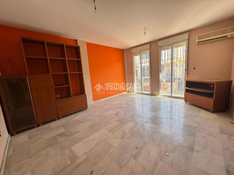 Foto 1f2842c0-785d-4370-8ad9-c47a701d778d. Casa pareada casa en venta en las gabias en Residencial Triana - Barrio Alto Gabias (Las) Foto 1f2842c0-785d-4370-8ad9-c47a701d778d. Casa pareada casa en venta en las gabias en Residencial Triana - Barrio Alto Gabias (Las)