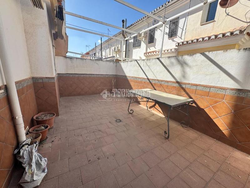 Foto 720d12cf-3e08-48a3-9ce7-630e1f878956. Casa pareada casa en venta en las gabias en Residencial Triana - Barrio Alto Gabias (Las) Foto 720d12cf-3e08-48a3-9ce7-630e1f878956. Casa pareada casa en venta en las gabias en Residencial Triana - Barrio Alto Gabias (Las)