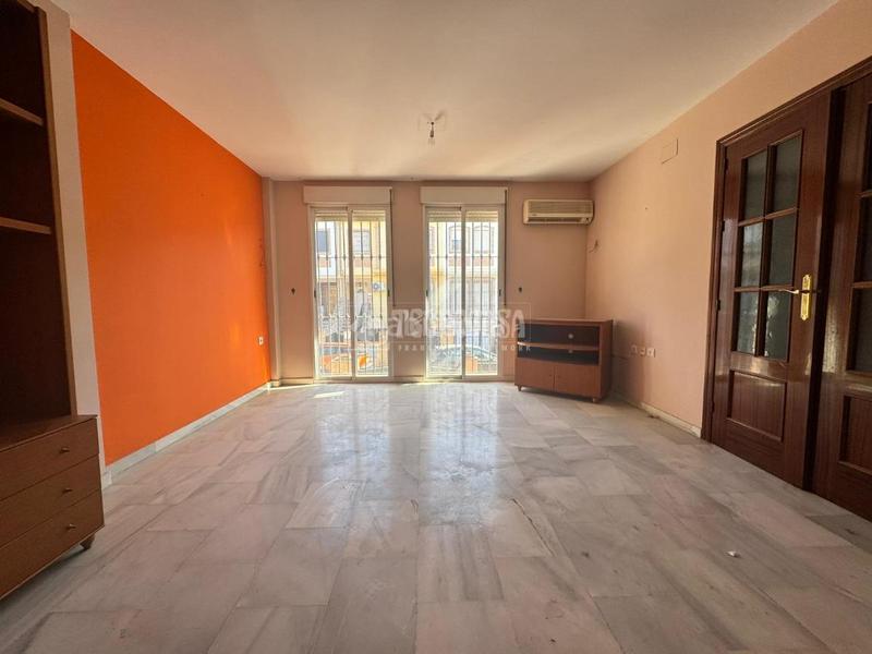 Foto cb0501b8-dea0-4246-9aa6-675db1aeca79. Casa pareada casa en venta en las gabias en Residencial Triana - Barrio Alto Gabias (Las) Foto cb0501b8-dea0-4246-9aa6-675db1aeca79. Casa pareada casa en venta en las gabias en Residencial Triana - Barrio Alto Gabias (Las)