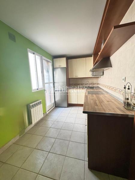 Foto e14a034d-64e4-4fdb-a4da-1f69e7fba076. Casa pareada casa en venta en las gabias en Residencial Triana - Barrio Alto Gabias (Las) Foto e14a034d-64e4-4fdb-a4da-1f69e7fba076. Casa pareada casa en venta en las gabias en Residencial Triana - Barrio Alto Gabias (Las)