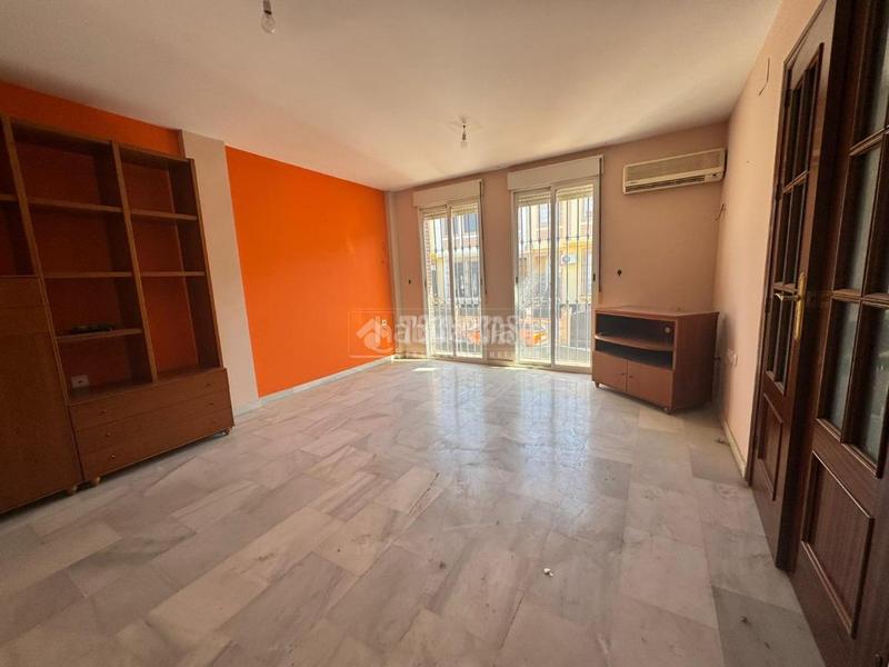 Foto f77d57ae-9314-47e0-b348-d3504373bf32. Casa pareada casa en venta en las gabias en Residencial Triana - Barrio Alto Gabias (Las) Foto f77d57ae-9314-47e0-b348-d3504373bf32. Casa pareada casa en venta en las gabias en Residencial Triana - Barrio Alto Gabias (Las)