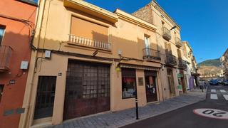 Local commercial à Poble - Casc Antic. Local en venda de 300 m2 al centre de castellar Local commercial à Poble - Casc Antic. Local en venda de 300 m2 al centre de castellar