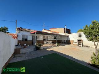 Doppelhaus in Puebla de Montalbán (La). Casa en venta en la puebla de montalbán Doppelhaus in Puebla de Montalbán (La). Casa en venta en la puebla de montalbán