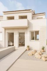Casa aparellada Av. california. Casa en venta en canyelles Casa aparellada Av. california. Casa en venta en canyelles