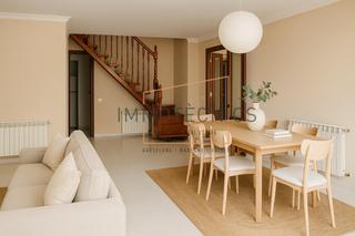 Àtic  Calle cuba. Ático dúplex con terraza y parking en el centro de canet de mar Àtic  Calle cuba. Ático dúplex con terraza y parking en el centro de canet de mar