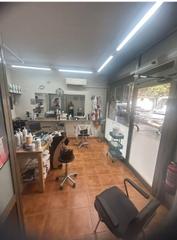 Traspàs Local Comercial  Carrer de la riera blanca. Peluqueria en traspaso Traspàs Local Comercial  Carrer de la riera blanca. Peluqueria en traspaso