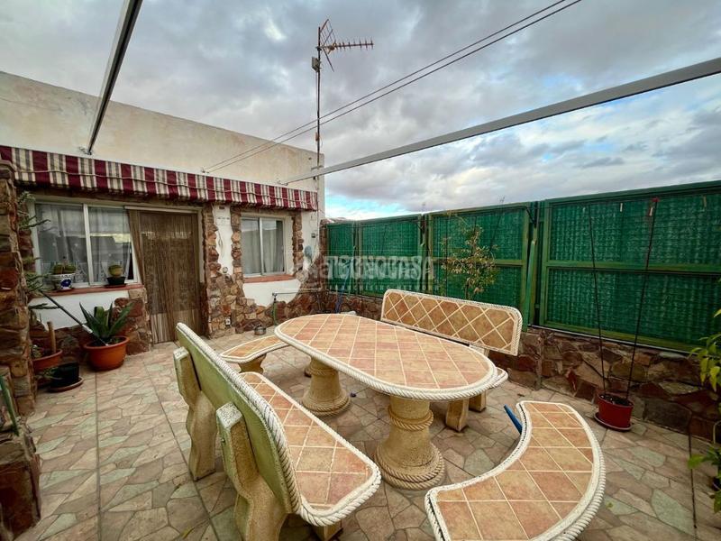 Foto fe94b4b6-64aa-4978-ba41-784f790cdf20. Casa pareada casa en venta en Valdepeñas Foto fe94b4b6-64aa-4978-ba41-784f790cdf20. Casa pareada casa en venta en Valdepeñas